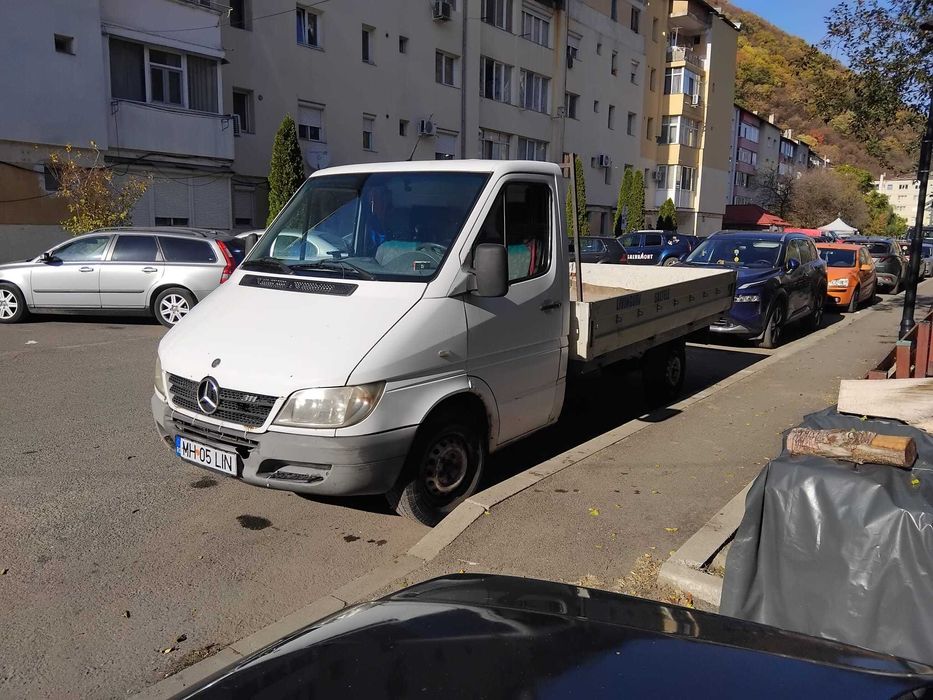 Mercedes Benz-Sprinter