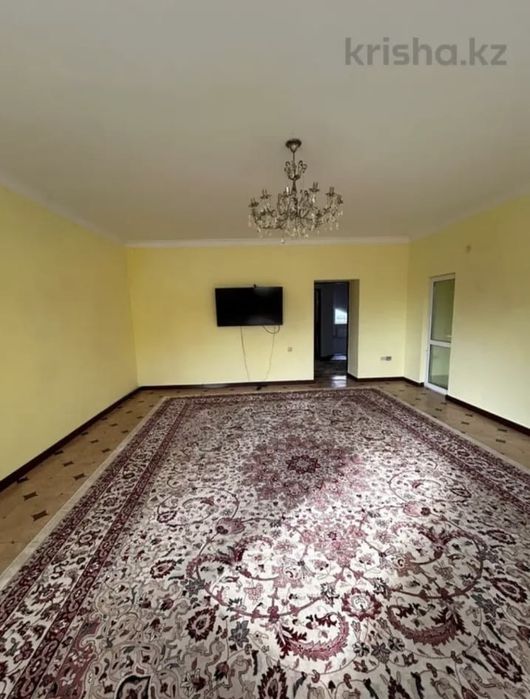 Сдается коттедж в  Юнис сити. 300 кв2 в