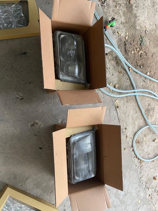 Фары Mercedes W124