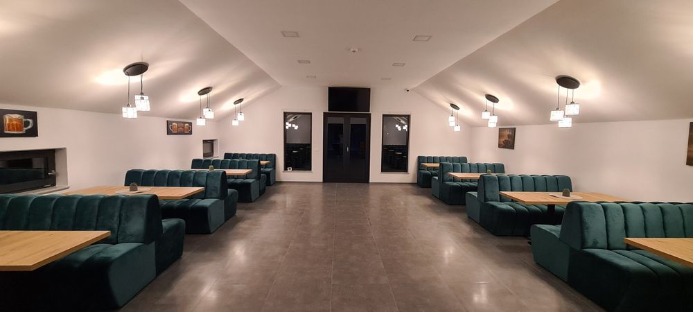 Canapele banchete matlasate restaurant bar cafenea bistro pub club