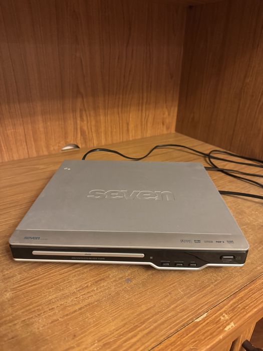 Тюнер спутникоый