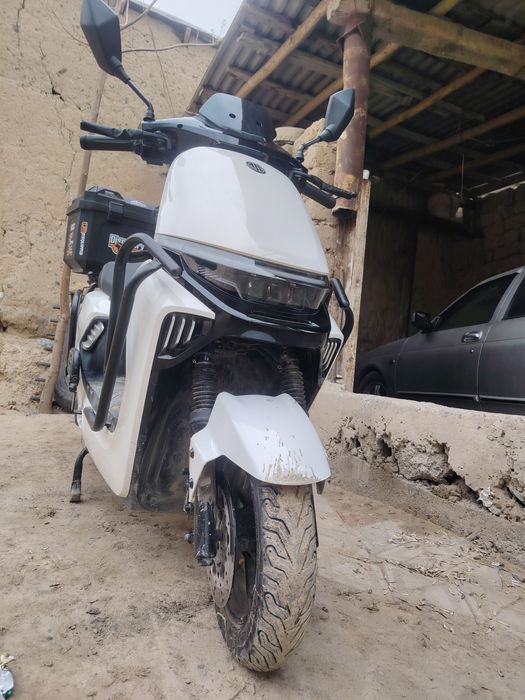 Wlektra skuter sotiladi