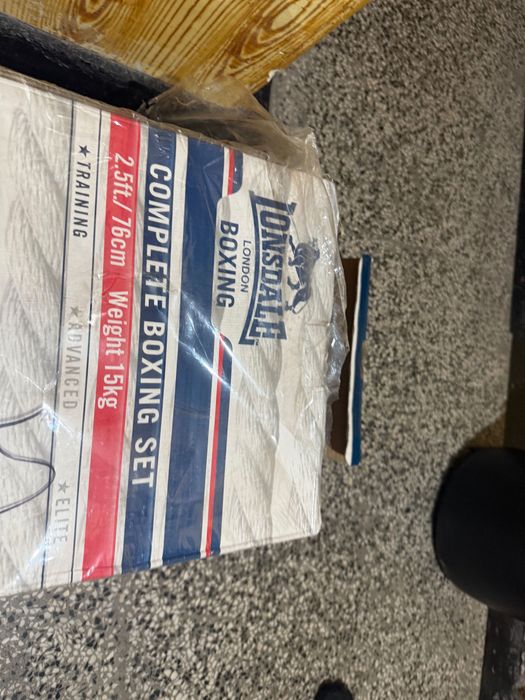 Боксова круша LONSDALE