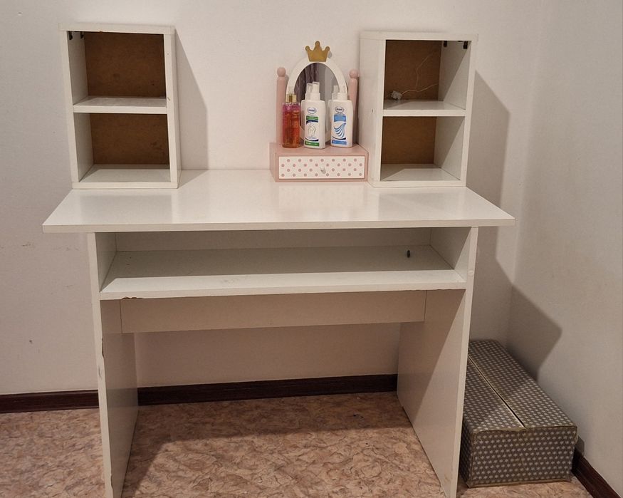 Парта. Срочно продам!