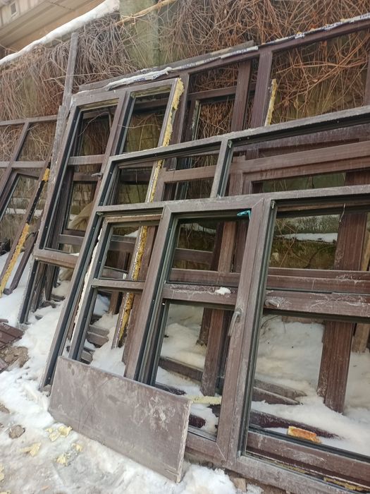 Продам б/у пластиковые окна