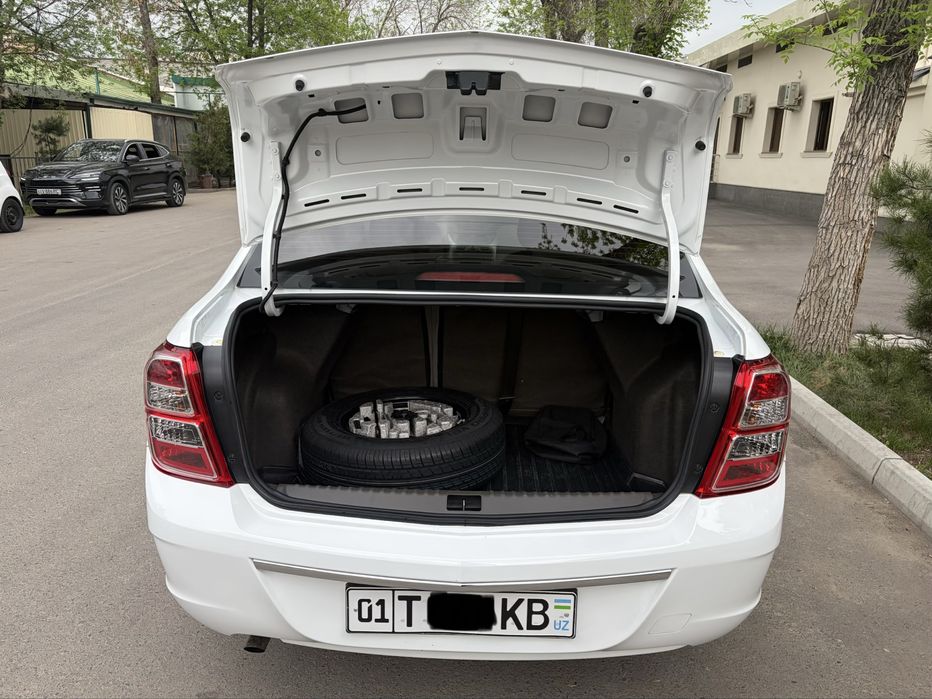 Продается автомобиль Cobalt