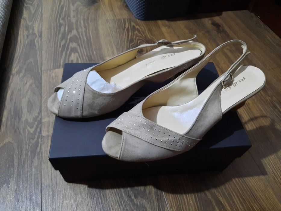 Pantofi de piele Rozzoli, marimea 39