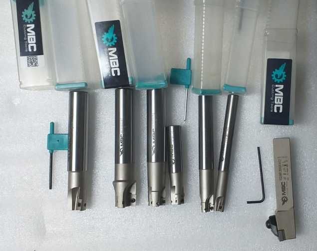 Cap de frezare indexabil SUMITOMO cu insertii placute carbura freza