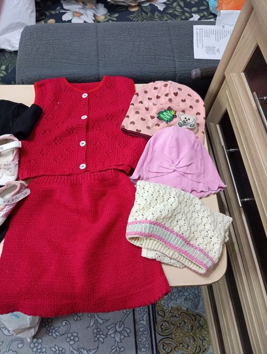 Вещи на девочку продаю