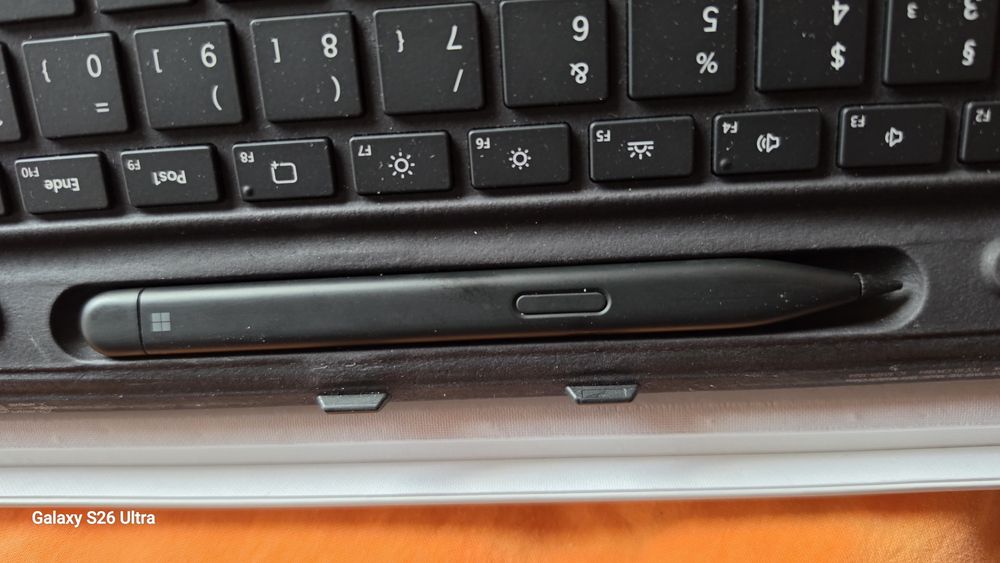 Клавиатура за Microsoft Surface Pro 13"