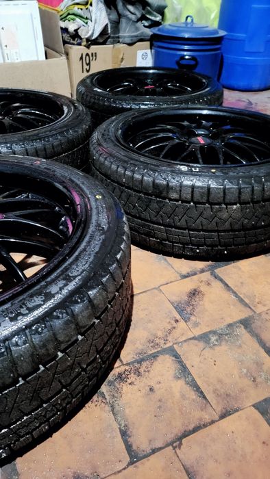 Диски с шинами 225/45 R18