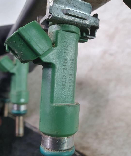 Rampa injectoare cu injectoare  175204021R 166008494r 1.0 TCE H4D Dacia Sandero 2 (facelift) seria