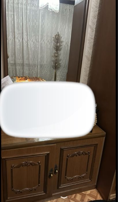 Продам гарнитур,хорошее дерево