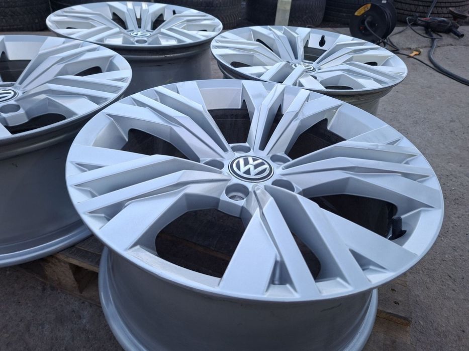 Лети джанти 17 цола от Фолксваген Пасат 8 / VW Passat 8 Alltrack