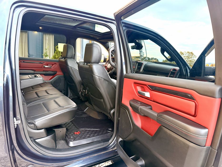 Dodge Ram 5.7 Hemi REBEL an 2019  FULL 95.000 km Autoutilitara  impozit 800 ron Panoramic Impecabila