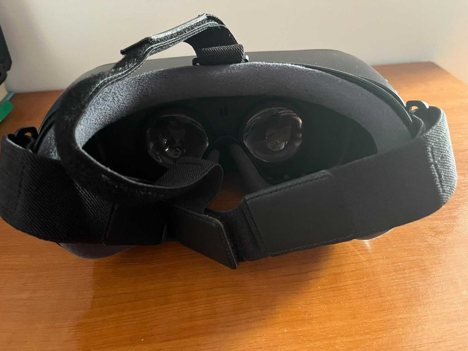 Ochelari VR Samsung Gear VR (SM-R323) Powered by Oculus - Cu cutie originală