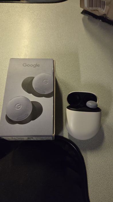 Vand/Cumpar google pixel buds pro 2 (citit descriere)