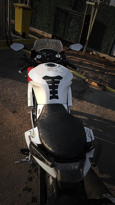 Vand sau Schimb Hyosung GT650R Limitata A2