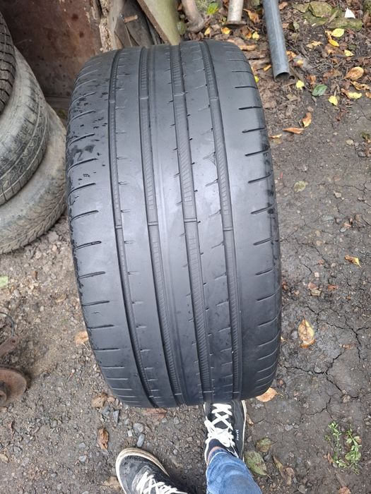 Vand 1 anvelopa 275 35 22 goodyear de vara dot 2023