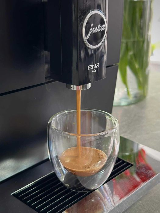 Кафемашина JURA ENA 4