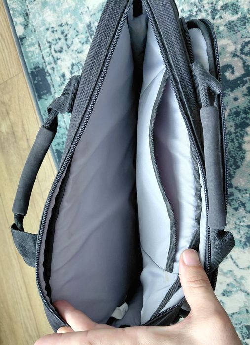 Geanta laptop Case Logic