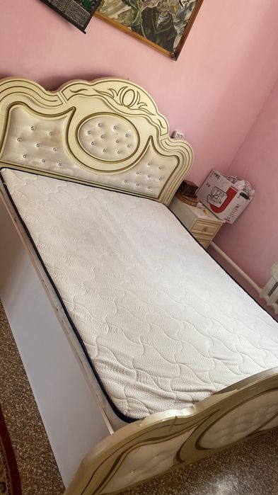 Продам кровать