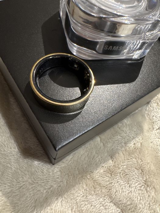 Samsung Galaxy Ring - Златист, Размер 13, Като нов