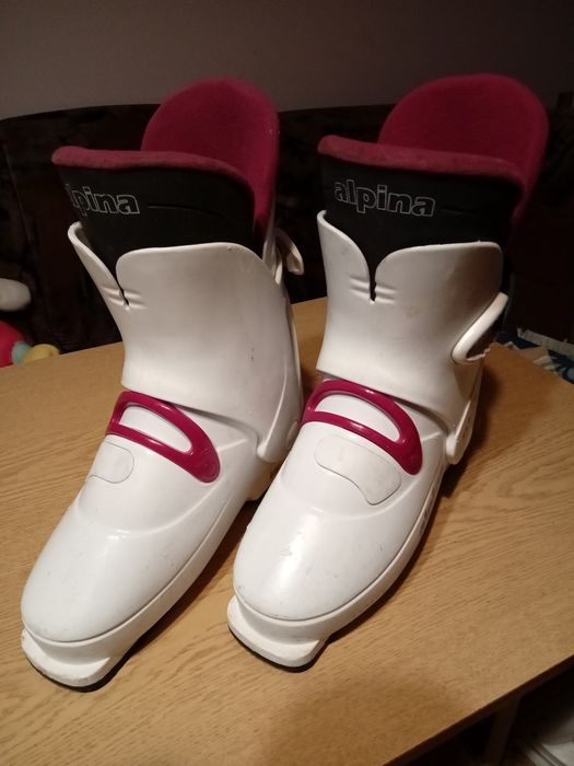 Дамски ски обувки Alpina