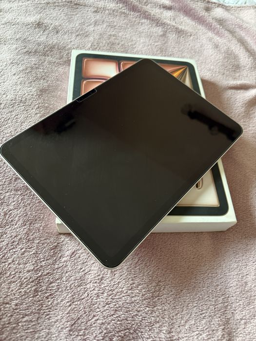 iPad Air 11-inch (M2) Wi-Fi + ПОДАРЪК
