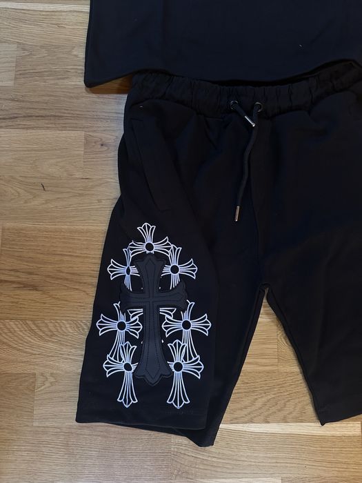 Compleu chrome hearts