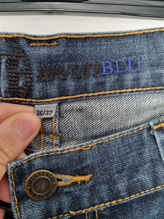 Pantaloni scurti  [36]