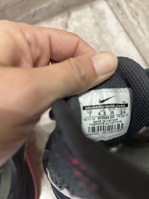 Отигиналени маратонки Nike 38