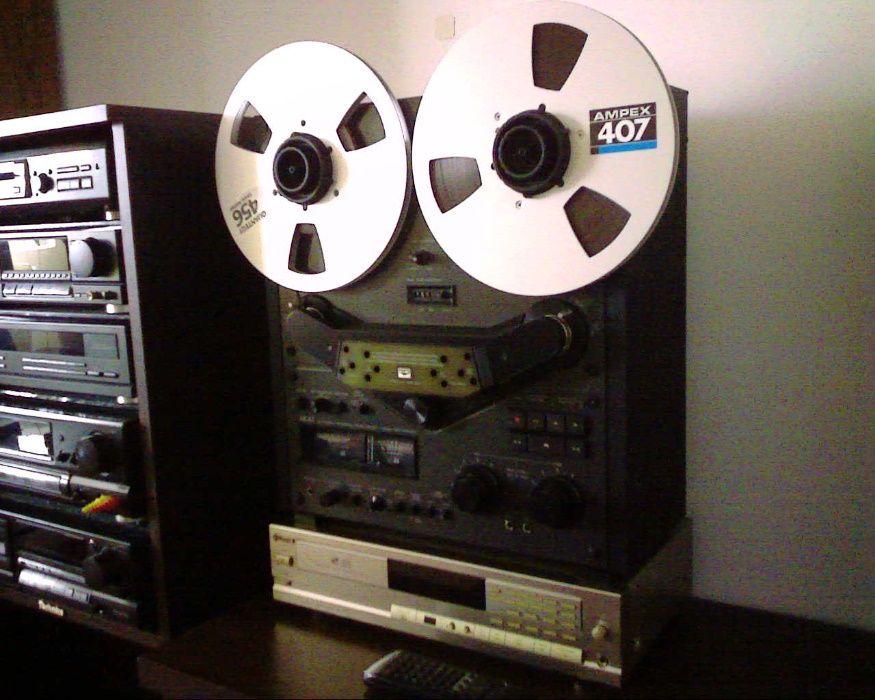 Magnetofon Akai 635 D