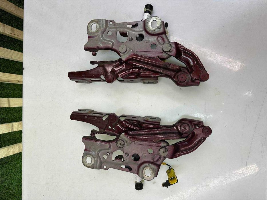 Balamale capotă BMW seria 5 G30 G31 7 G11 8 G14 capse pirotehnice