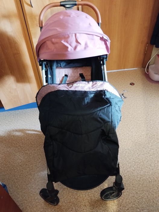 Коляска прогулочная Olsson Smart