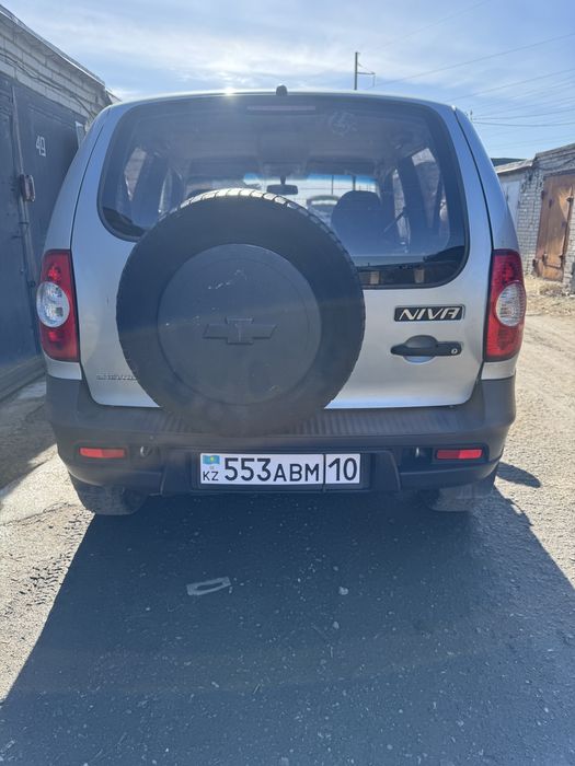 Продам ниву шевролет 2013года