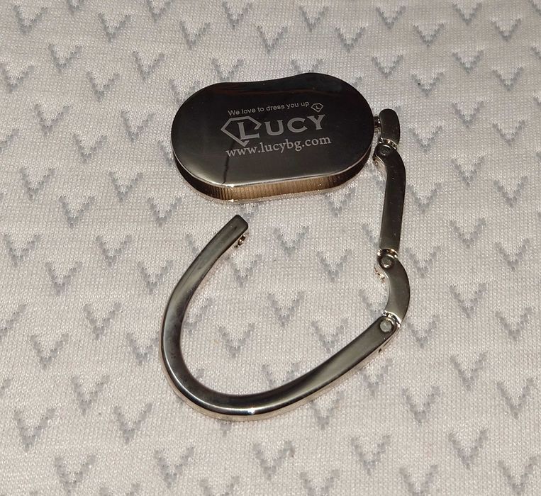 Метален държач за чанта или раница Lucy