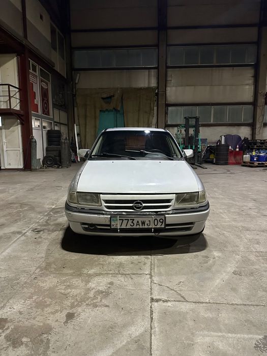 Продам Опель Астра в хорошем состоянии