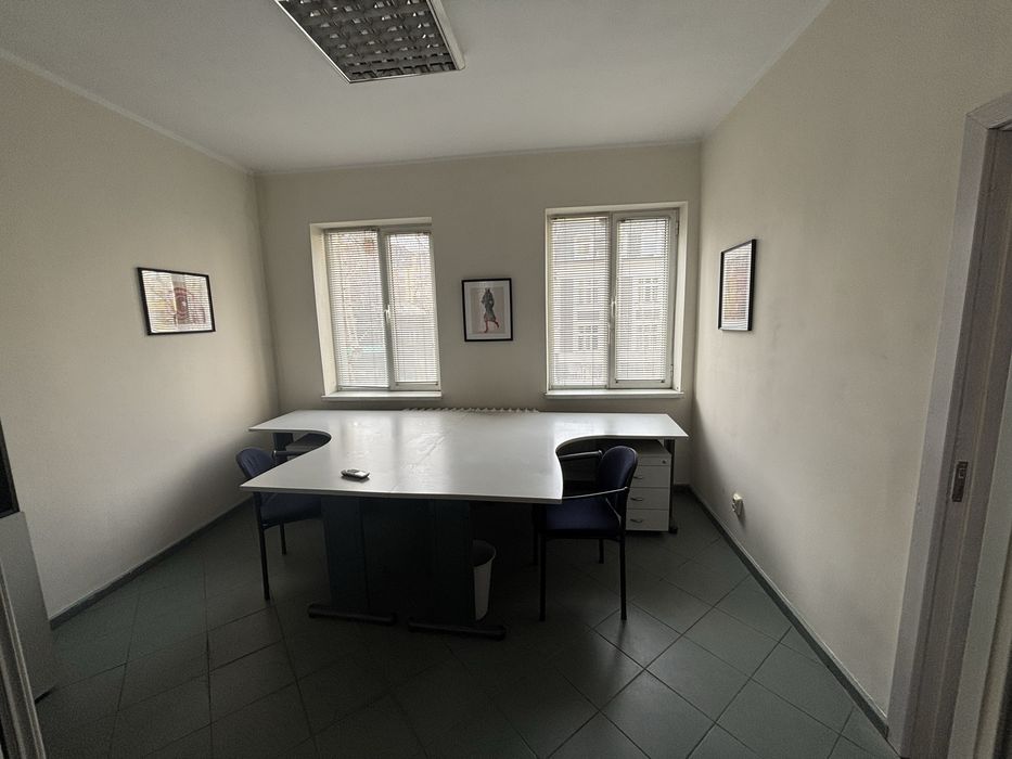 Офис бюра и столове