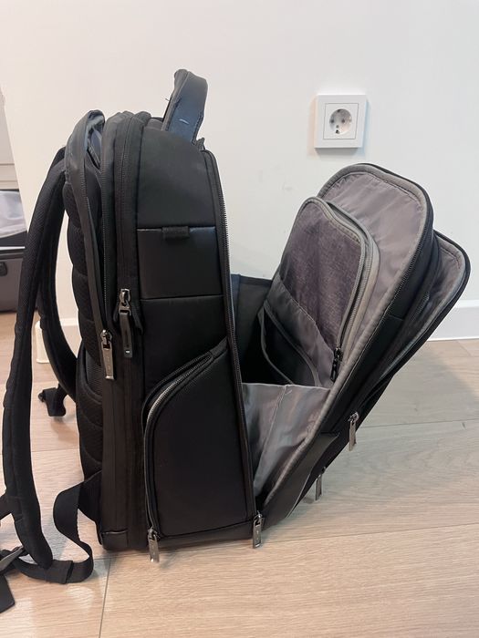 Оринигал Samsonite