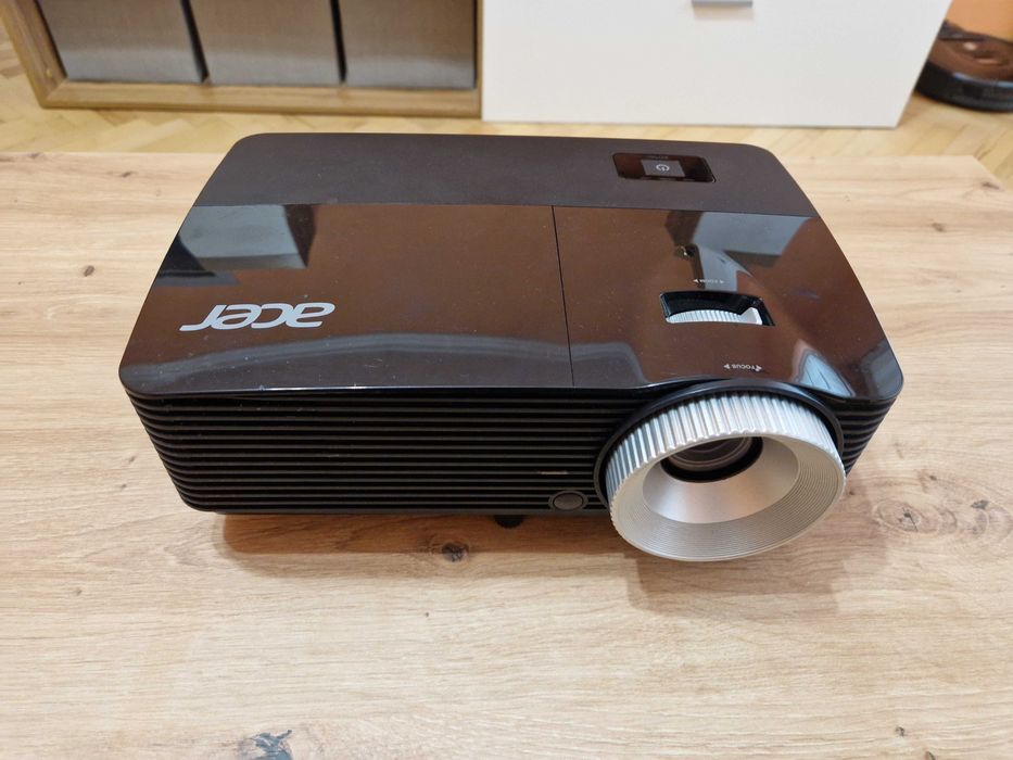мултимеден проектор ACER X122