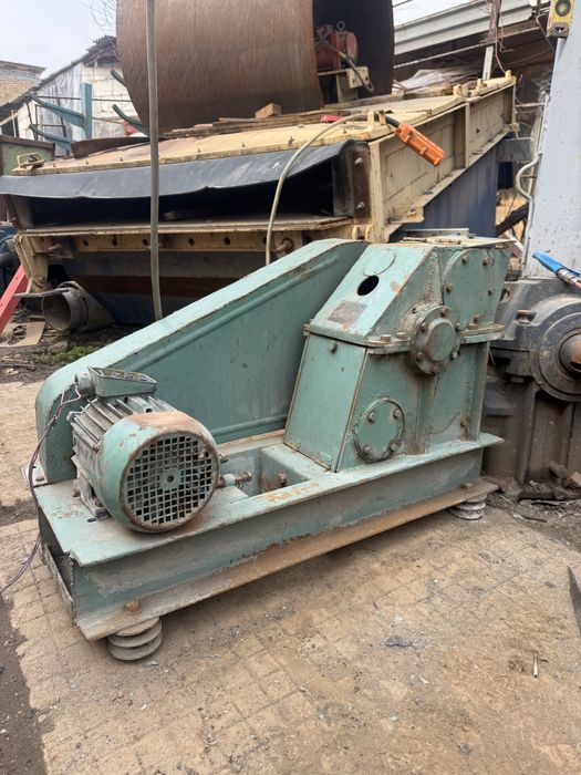 Лабараторний шоквий дробилка