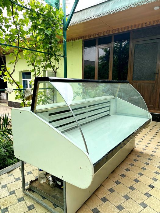 Vetrina xolodelnik