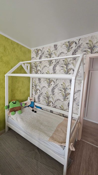 Продам Кровать домик