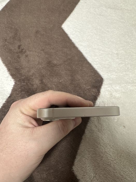 Айфон 13 с чихолами