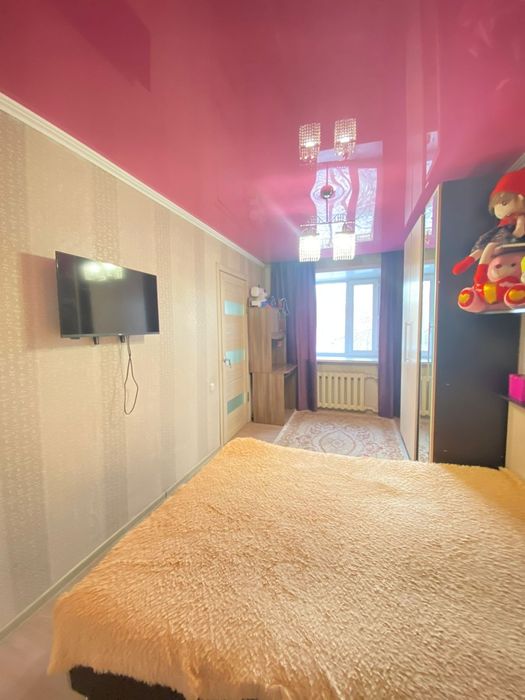 Продаётся 2-х ком кв-ра. 12 мкр дом 6