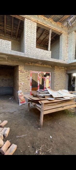 Xatirchi Tumani Xokimyat yonida