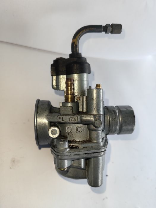 На Части Piaggio Typhoon