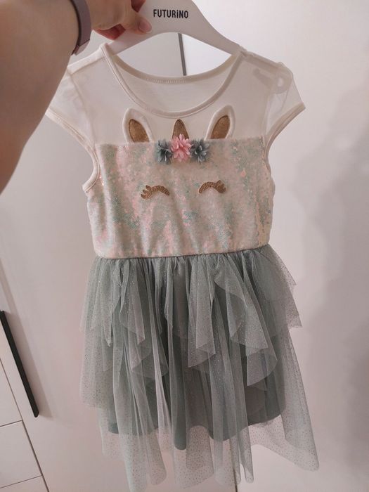 Платье нарядное красивое 5 лет