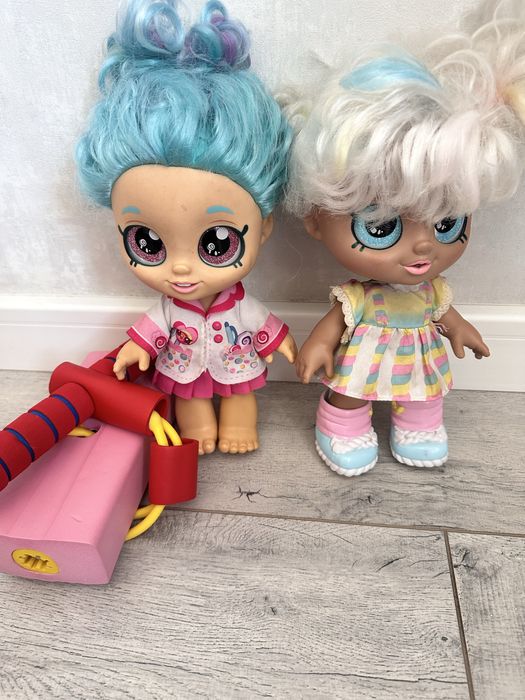 Набор игрушек для девочки: куклы + прыгалка